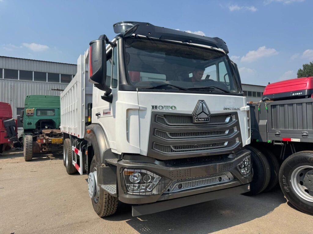 Used SINOTRUK HOWO NX 6×4 371–400HP Mining Dump Truck